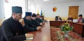 У Кам’янському провели нараду з питань підготовки до святкування Великодня