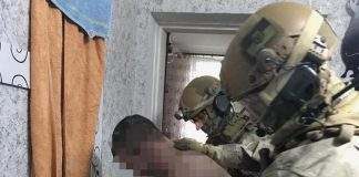 В Кам’янському затримали банду наркодилерів: фото, відео