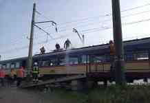 В Кам’янському горіла електричка: відео