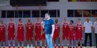 У Кам’янському вітали з перемогою баскетбольну команду СК «Прометей»