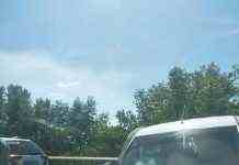 На центральному мосту Кам’янського сталося ДТП: фото, відео