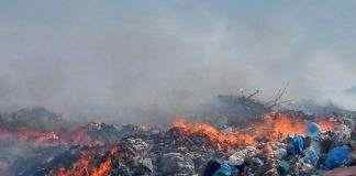 В Кам’янському усувають наслідки пожежі на сміттєзвалищі