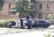 В Кам’янському перевернулось авто “Муніципальної варти”