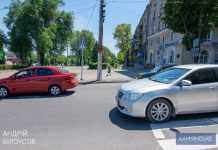 На аварійному перехресті Кам’янського запустили новий світлофор