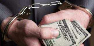 СБУ спіймала на хабарі працівників обласної митниці