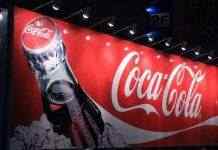 Coca-Cola создала первые бутылки из пластика, добытого из океана