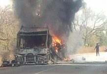 В Буркина-Фасо взорвался школьный автобус, погибло 14 человек