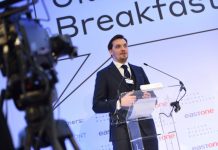 Украина обещает каждому инвестору персональный подход, – Гончарук