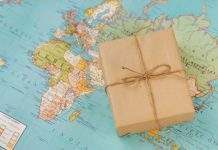 Посылка из США в Канаду шла на протяжении пяти лет