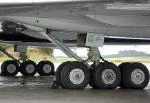 В приземлившемся в Париже самолёте из Кот-д’Ивуара нашли тело ребенка