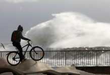 В Испании растёт количество жертв урагана “Глория”