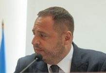 У Зеленского планируют в октябре провести выборы в ОРДЛО