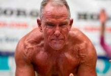 Новый рекорд Гиннесса: американец простоял в “планке” более 8 часов