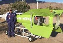 В США разбился на самодельной ракете сторонник теории плоской Земли