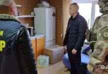 Криминальный авторитет и депутат горсовета вымогали 100 тыс. долл