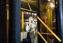 Громадський транспорт Кам’янського дезінфікується.