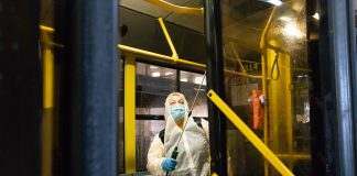 Громадський транспорт Кам’янського дезінфікується.