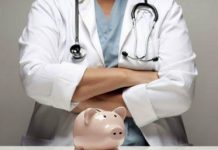 В Днепре гендиректор больницы объявила голодовку