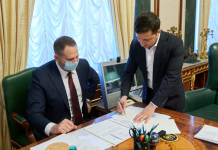 Зеленский подписал закон об открытии рынка земли в Украине