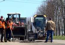 Триває прибирання і ремонт вулиць Кам’янського