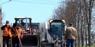 Триває прибирання і ремонт вулиць Кам’янського