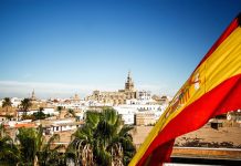 Уже в июле Испания будет готова к иностранным туристам