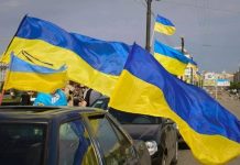 Предприниматели Днепра устроили в центре города автомитинг