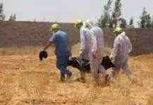 В Ливии нашли массовые захоронения, людей закопали заживо