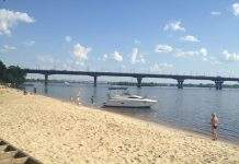 Минздрав временно запретил отдыхать на одесских пляжах