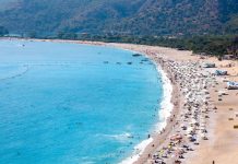 В Египте на пляже утонули десять человек, спасая ребёнка