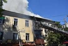 Пожар в центре Одессы: жильцы остались без крыши над головой