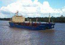 Пираты захватили судно, в заложниках – шесть украинских моряков