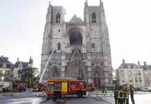 Пожар в Нантском соборе XV века во Франции: уничтожен орган