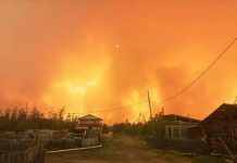 Сибирь в огне: сёла окружили масштабные лесные пожары