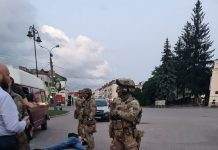 Заложники в Луцке освобождены, террорист задержан
