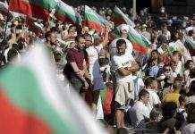 В Болгарии ранены 55 демонстрантов, протесты продолжаются