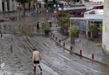 Во Франции – сильные ливни, люди без воды и электричества