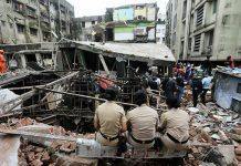 Обвал дома в Индии: количество жертв выросло почти до сорока