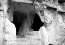 К местам великих трагедий едет всё больше туристов