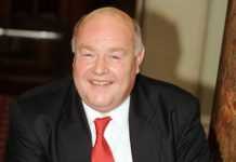 Известный хирург из Британии коллекционировал человеческие кости