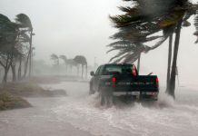 США накрыли разрушительные ураган «Зета» и ледяной шторм