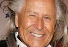 Канадского миллиардера обвинили в сексуальных домогательствах