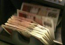 Заробитчане перевели в Украину больше денег, чем инвесторы