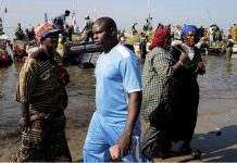 Канарские острова могут потерять туристов из-за наплыва беженцев