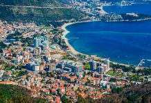 В Черногории отменили обязательный тест на COVID-19 для туристов