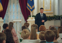 Новогоднее поздравление Зеленского вызвало шквал критики