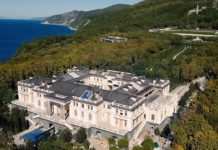 Расследование Навального про “дворец Путина”: Кремль всё отрицает