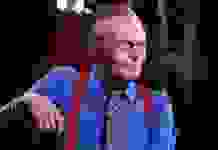 В США умер легендарный телеведущий и журналист Ларри Кинг