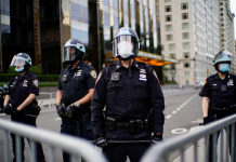 В США на фоне пандемии коронавируса растёт уровень преступности