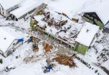 Снегопады, оползни и землетрясения: в мире бушует стихия